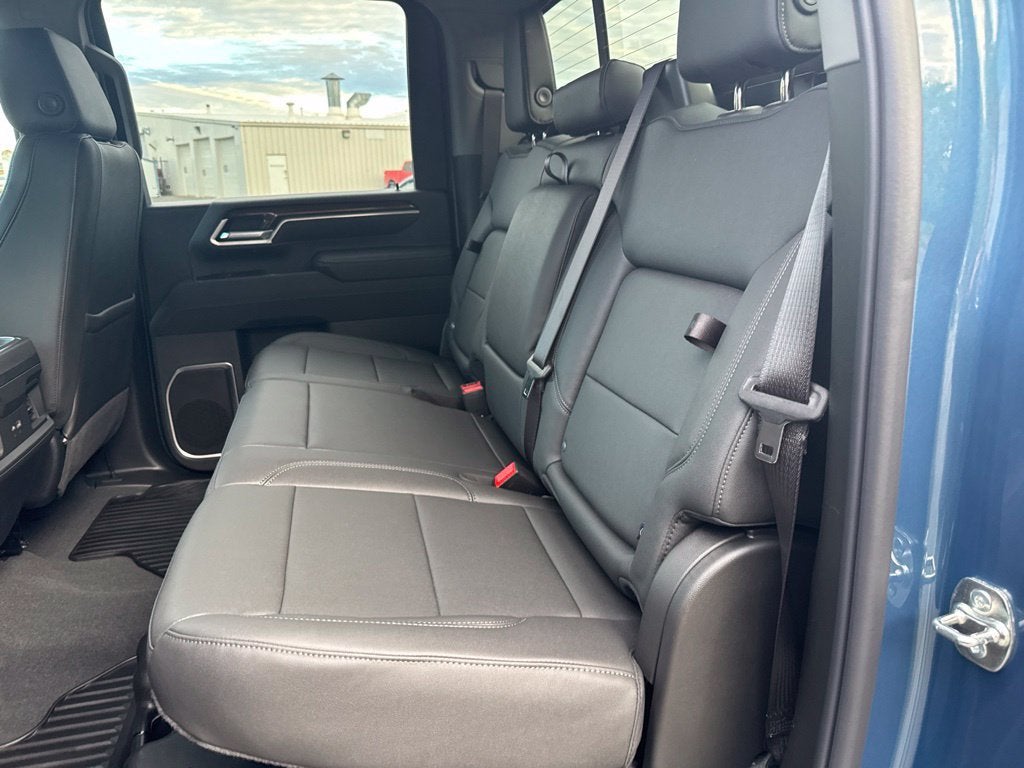 2026 Chevrolet Silverado 3500 HD LT - Photo 35