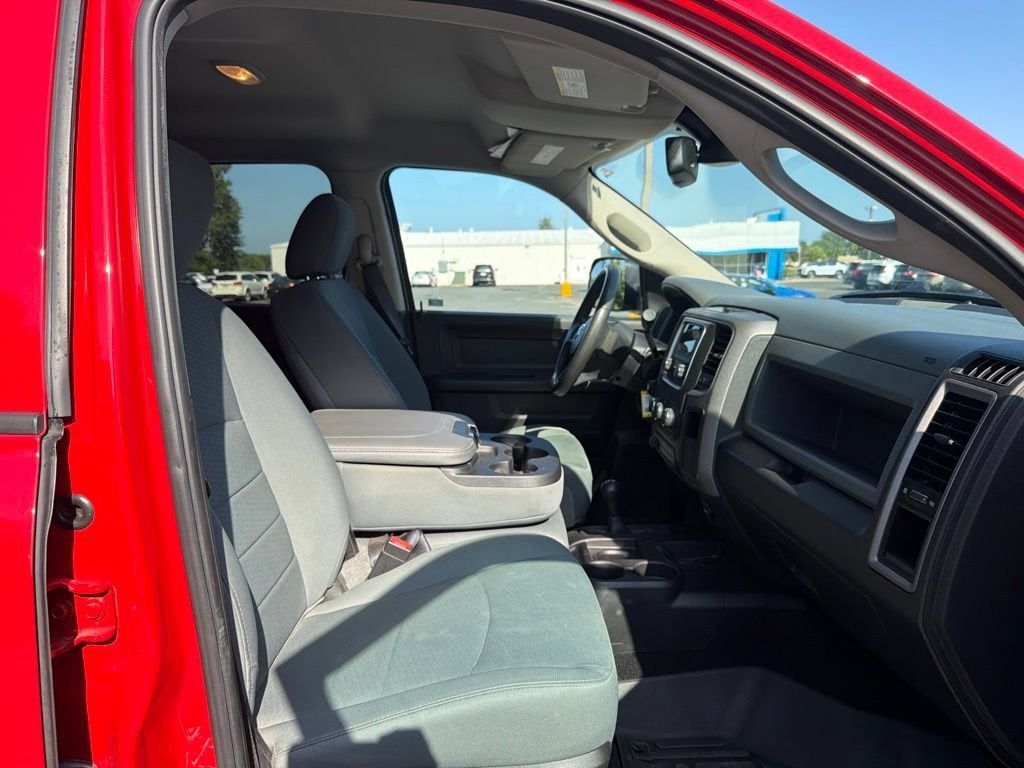 2018 RAM 2500 Tradesman Crew Cab 4x4 6'4" Box