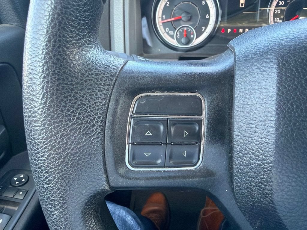 2018 RAM 2500 Tradesman Crew Cab 4x4 6'4" Box
