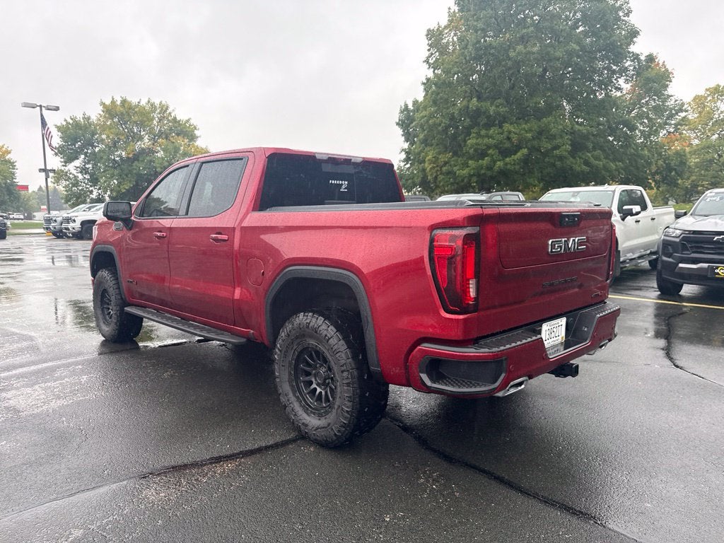 2025 GMC Sierra 1500 AT4
