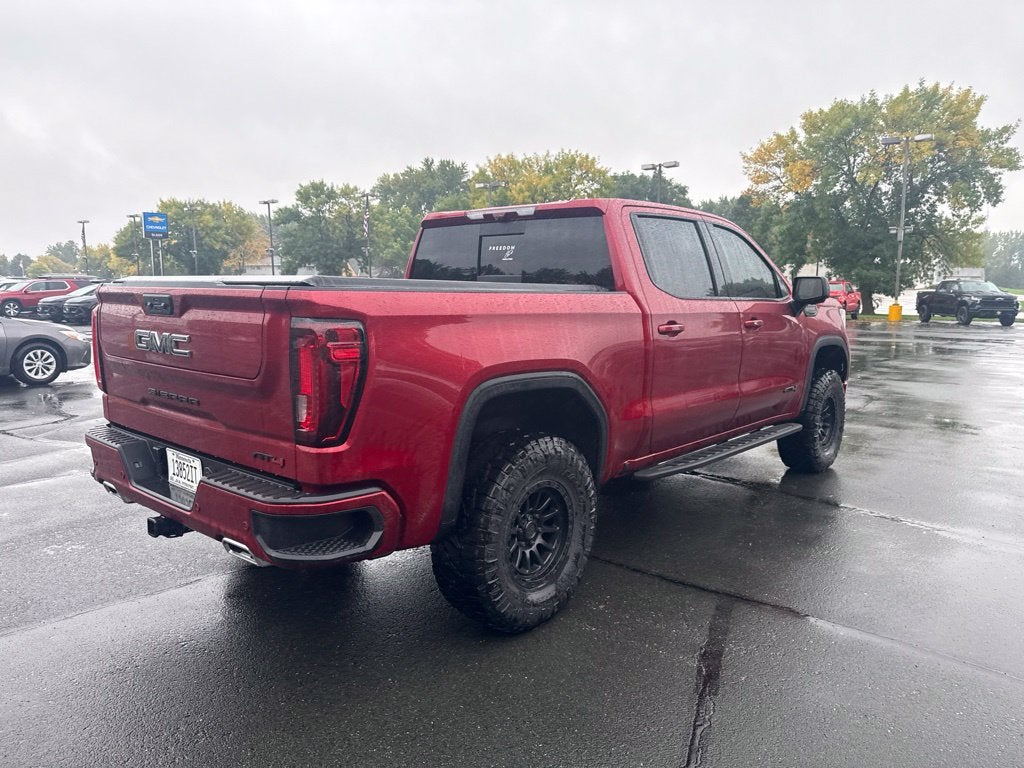 2025 GMC Sierra 1500 AT4
