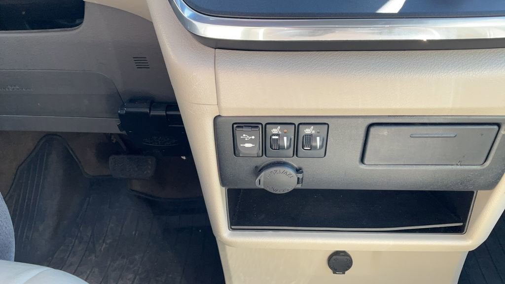 2017 Toyota Sienna XLE 7 Passenger