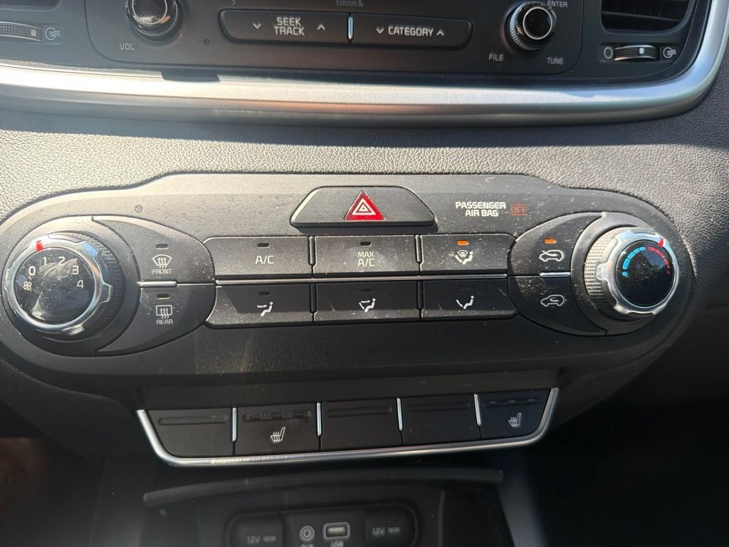 2016 Kia Sorento 2.4L LX