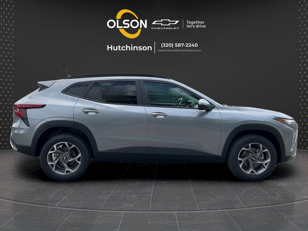 2026 Chevrolet Trax LT - Photo 11