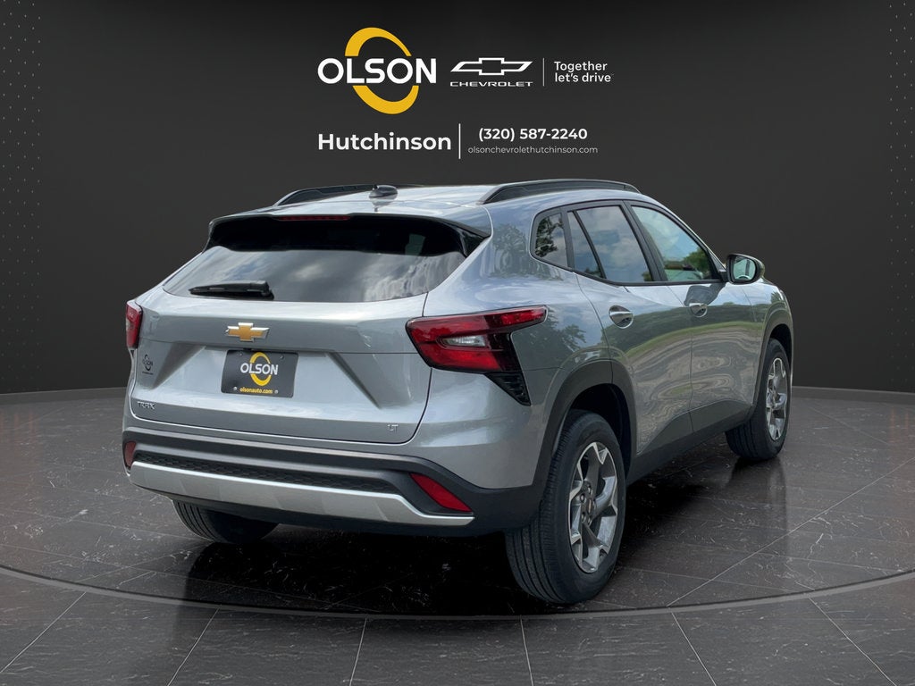2026 Chevrolet Trax LT - Photo 9